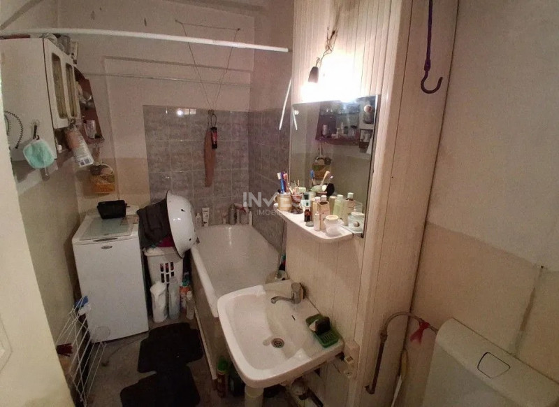 Apartament de vanzare 3 camere, 79 mp, etaj 1, zona Canta, Iasi