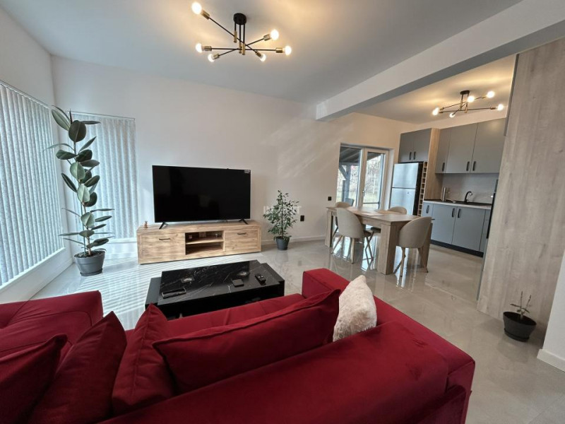 Casa individuala, 5 camere, 3 bai, utilata. Zona Bucium- Plopii Fara Sot, IASI