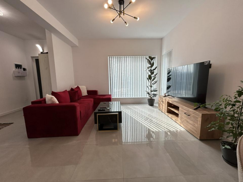 Casa individuala, 5 camere, 3 bai, utilata. Zona Bucium- Plopii Fara Sot, IASI