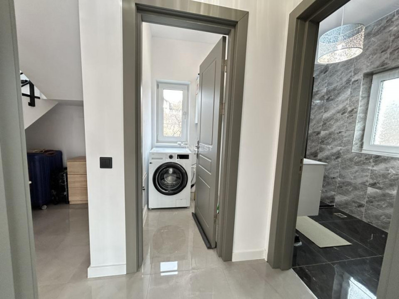 Casa individuala, 5 camere, 3 bai, utilata. Zona Bucium- Plopii Fara Sot, IASI