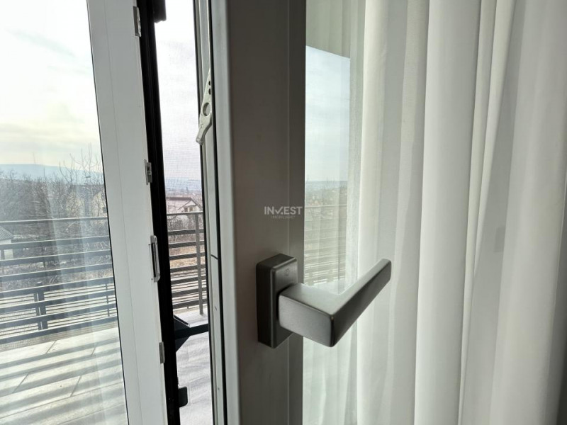 Casa individuala, 5 camere, 3 bai, utilata. Zona Bucium- Plopii Fara Sot, IASI