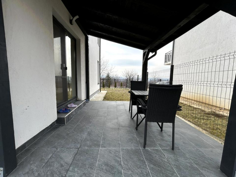 Casa individuala, 5 camere, 3 bai, utilata. Zona Bucium- Plopii Fara Sot, IASI