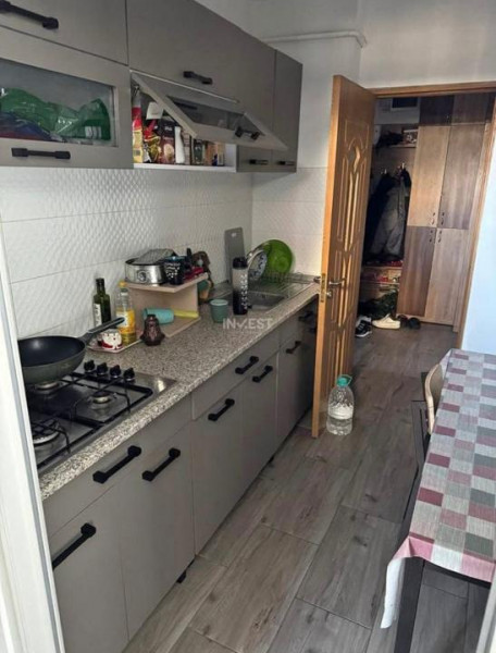 De vanzare, 2 camere, decomandat, zona Canta, Iasi