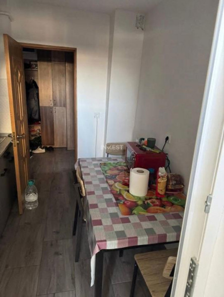 De vanzare, 2 camere, decomandat, zona Canta, Iasi