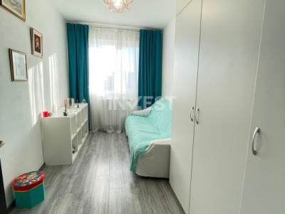 Apartament 3 camere decomandat-Piata Nicolina-etaj intermediar