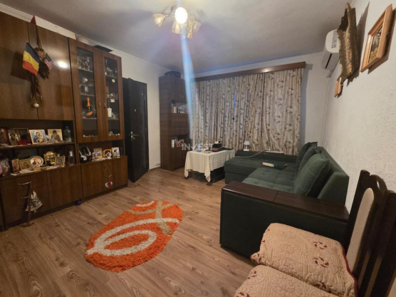 Vanzare-Apartament 3 camere-etajul 2-Alexandru cel Bun