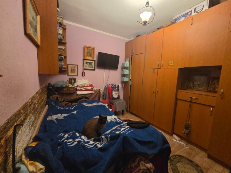 Vanzare-Apartament 3 camere-etajul 2-Alexandru cel Bun