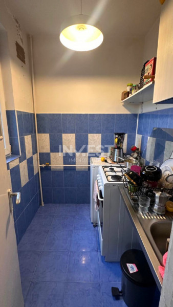 Garsoniera-Podu ros-Liceul Racovita-etaj intermediar