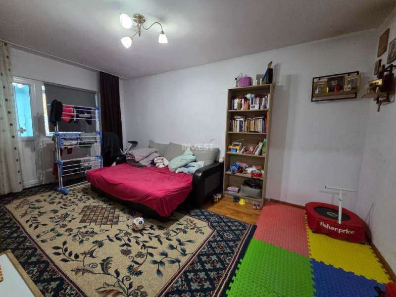 APARTAMENT 2 CAMERE-ETAJ 1-DECOMANDAT-DACIA