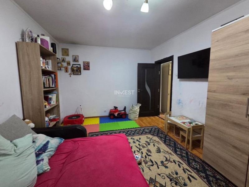 APARTAMENT 2 CAMERE-ETAJ 1-DECOMANDAT-DACIA