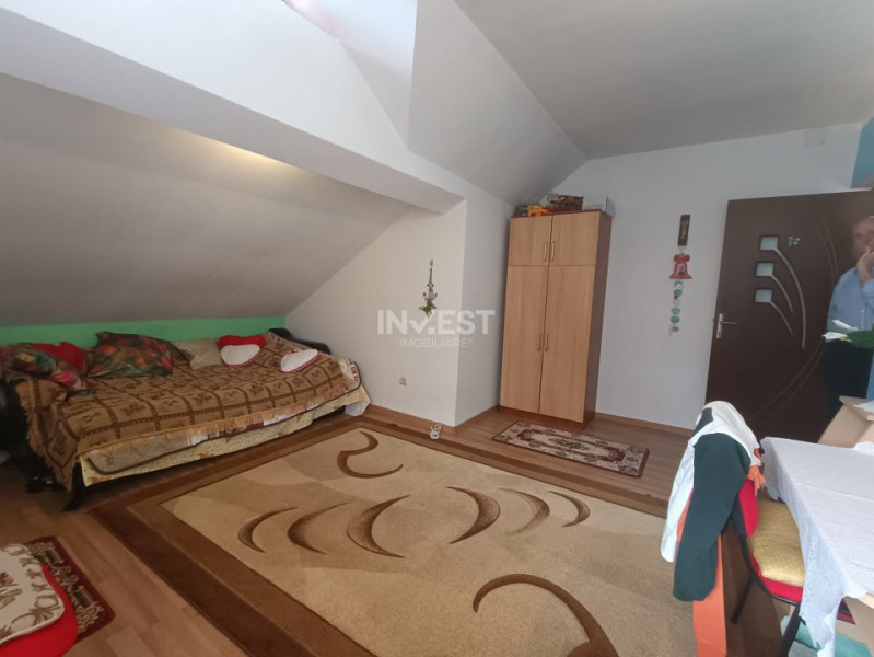 Casa 5 camere-strada principala - Tomesti