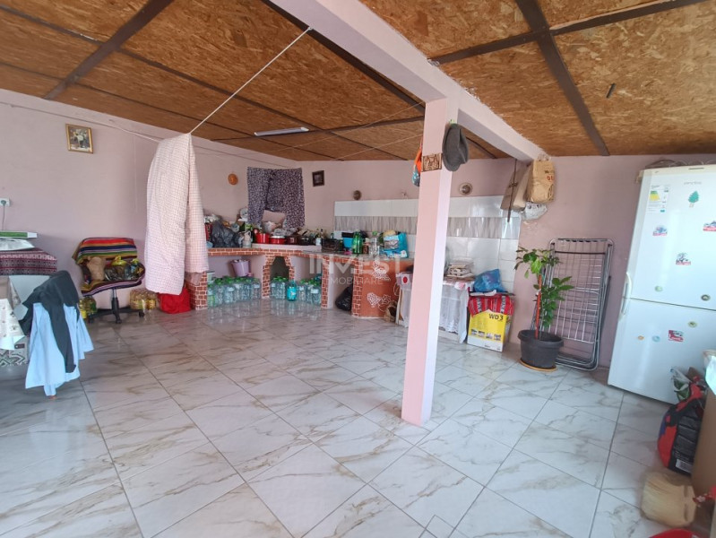 CASA INDIVIDUALA , ZONA TOMESTI, 5 CAMERE