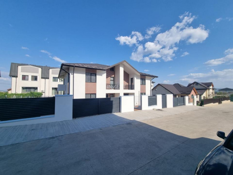 CASA 4 CAMERE, 2 BAI , DRESING, PLATOU GALATA