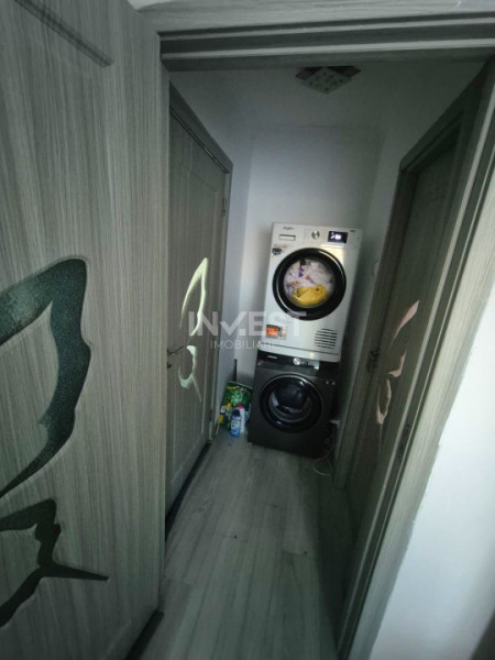 Apartament 3 camere-Podu Ros-Liceul Emil Racovita