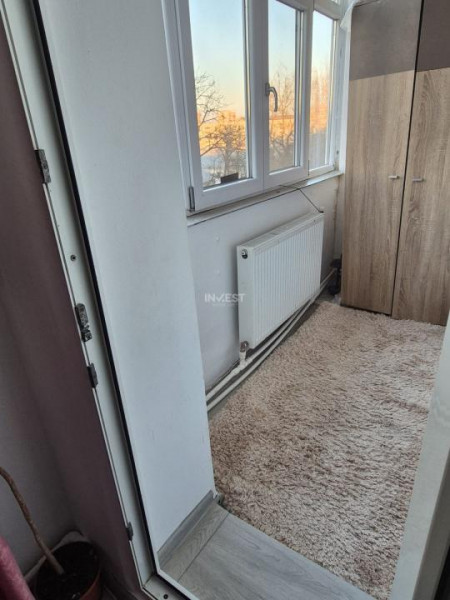 Apartament 3 camere-Podu Ros-Liceul Emil Racovita