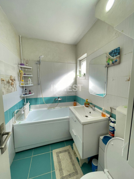 Apartament 3 camere - bloc fără risc - Podu Roș-Tutora