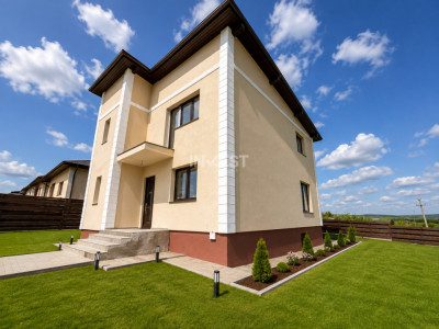 Casă individuală cu 4 camere și teren 550mp2 COMISION 0%