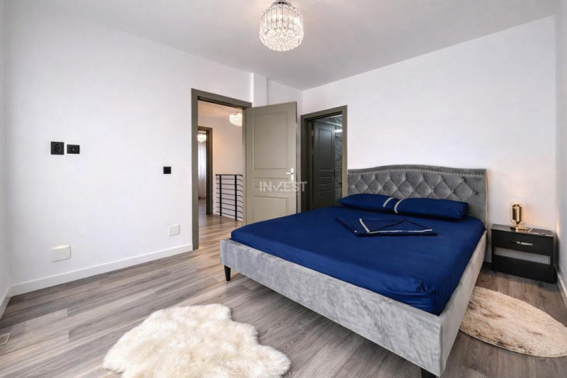 Vilă cu 5 camere și 3 băi situată în Bucium - Iași