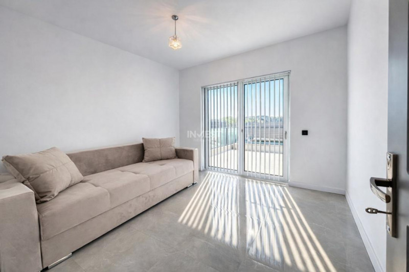 Vilă cu 5 camere și 3 băi situată în Bucium - Iași