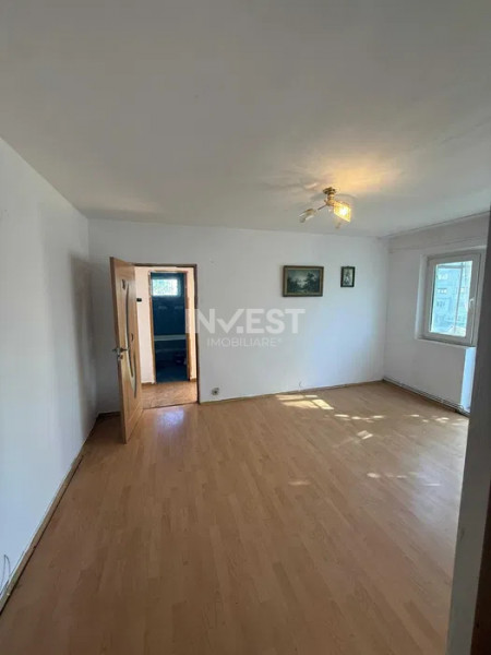 De vanzare, 2 camere, zona Canta - Carrefour Express, Iasi