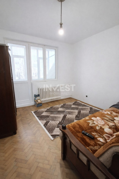 Apartament 2 camere, decomandat, etaj intermediar, Parcul Voievozilor!