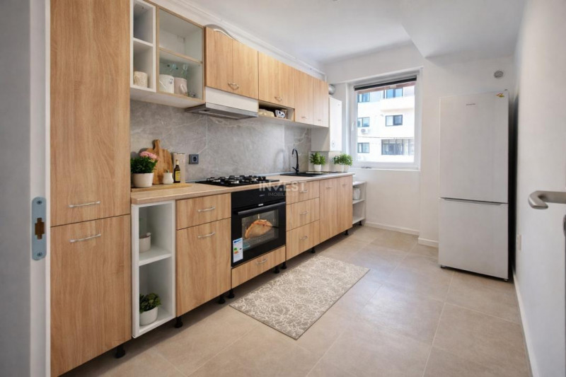 Apartament modern cu 3 camere, 71 mp, bloc din 2023, mobilat, parcare inclusă