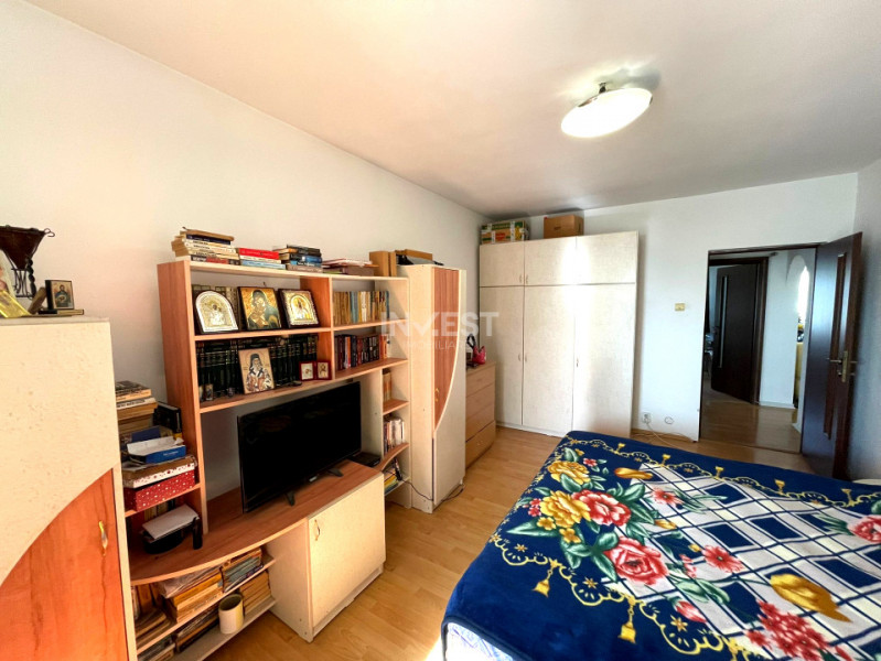 Apartament 3 camere Mircea cel Bătrân – 69 mp – vedere panoramică 