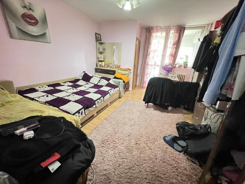 Garsoniera 31 mp ,etaj 1 , zona Tatarasi