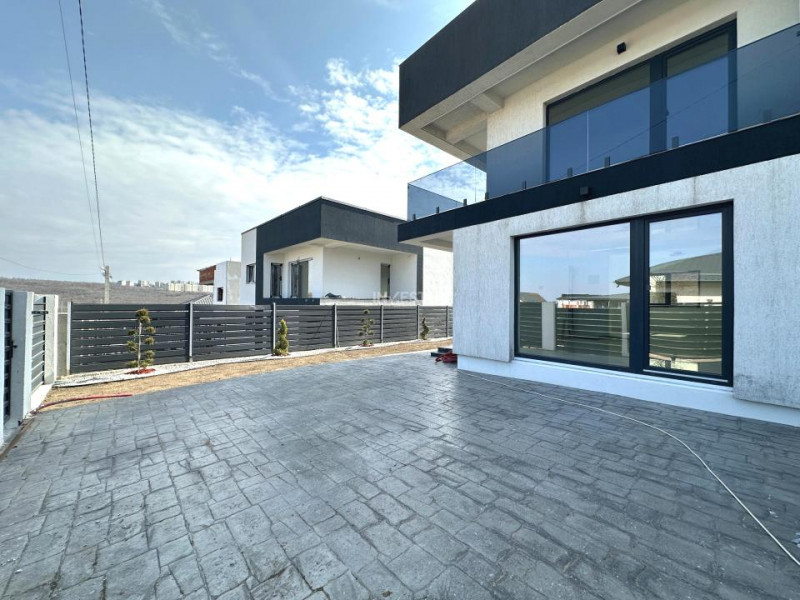 COMISION 0%! Duplex modern cu 3 dormitoare, 2 băi și terasă panoramică