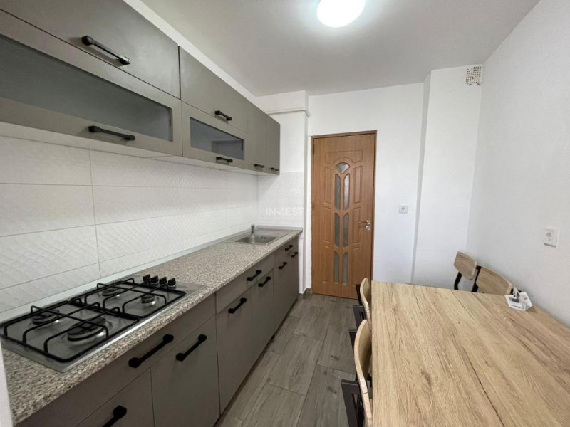 Apartament de vanzare, 2 camere, decomandat, zona Canta - Profi, Iasi