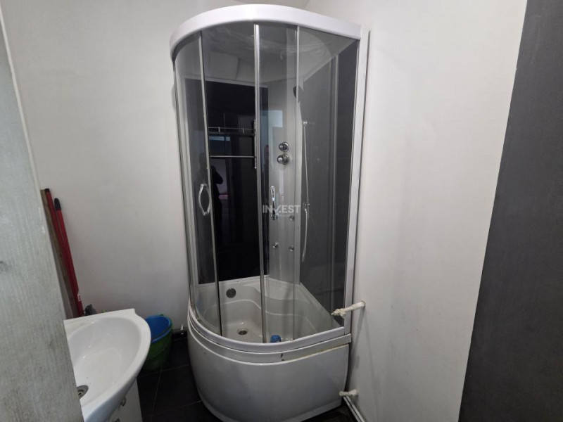 Apartament 4 camere-decomandat-Dacia