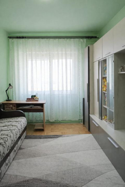 Apartamente 4 camere Cug