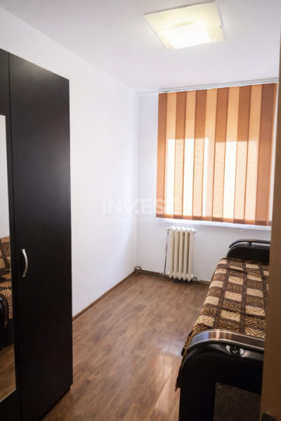 3 camere decomandat, Nicolina 1, Etaj intermediar