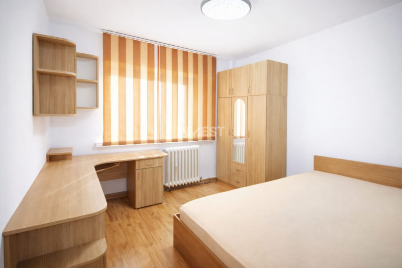 3 camere decomandat, Nicolina 1, Etaj intermediar