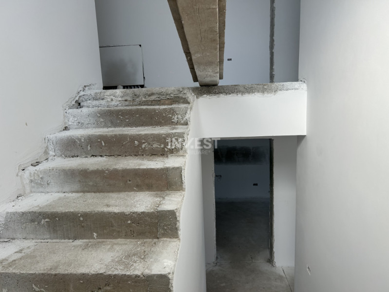 Casă P+1E, 4 camere, teren 550 mp, finisaje la alegere – Rediu / Platoul Popas P