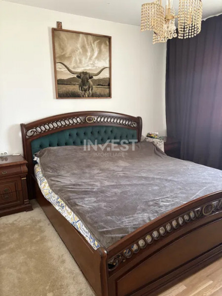 Apartament 2 camere, decomandat, Nicolina, etaj intermediar