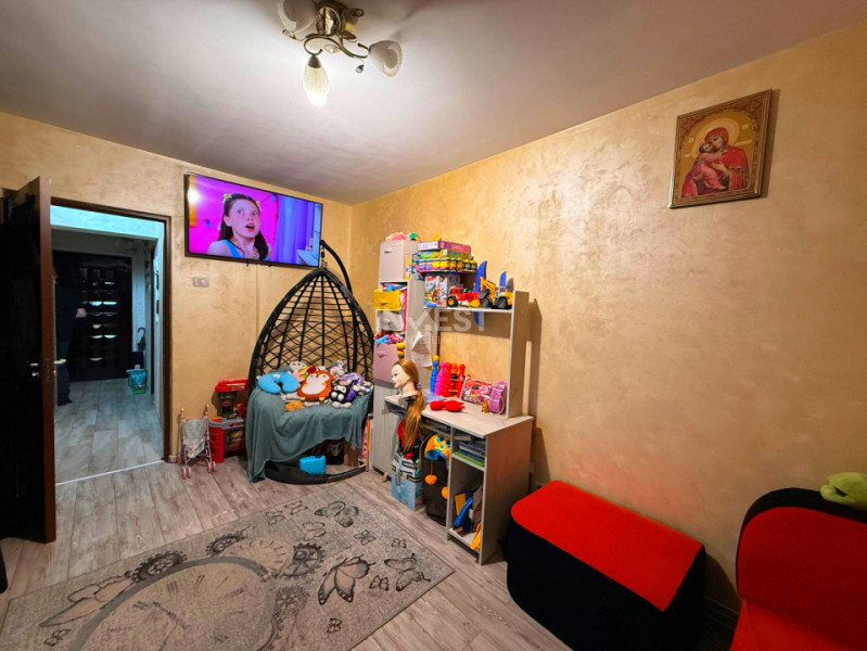 Apartament 2 camere decomandat-59mp-bloc 1986-Granit-Socola