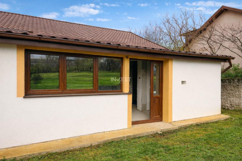 Casă tip duplex de vânzare 380 MP teren, zona Vișani - IAȘI, COMISION 0%