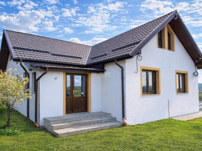 Casă tip duplex de vânzare 380 MP teren, zona Vișani - IAȘI, COMISION 0%