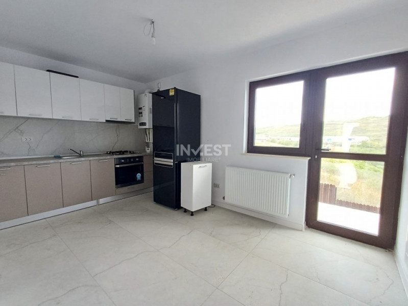 DUPLEX 3 CAMERE , 2 bai, zona Miroslava-Balciu