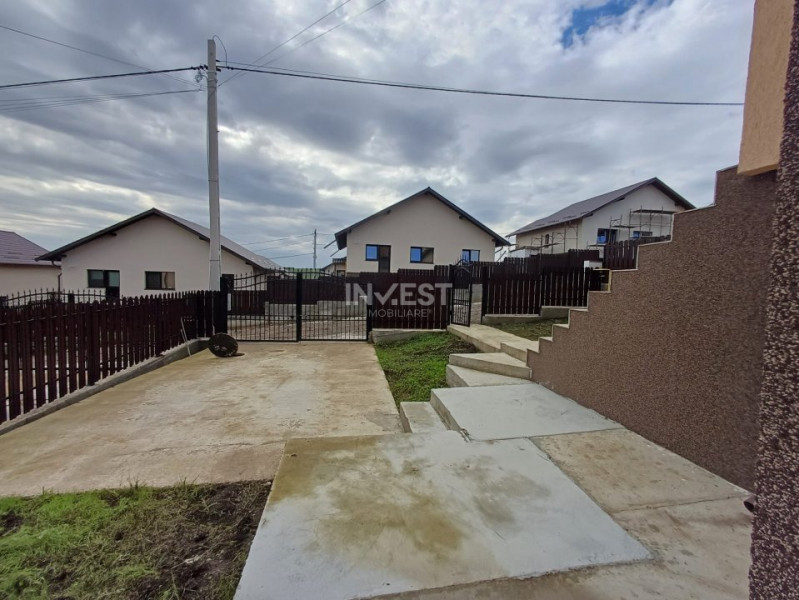 DUPLEX 3 CAMERE , 2 bai, zona Miroslava-Balciu