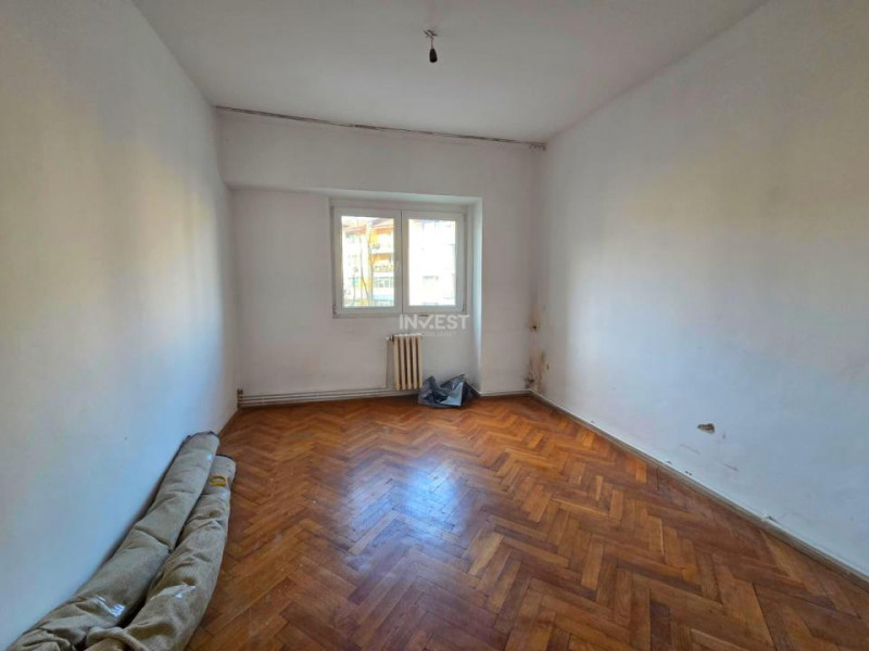 APARTAMENT 3 CAMERE-DECOMANDAT-ETAJ 1