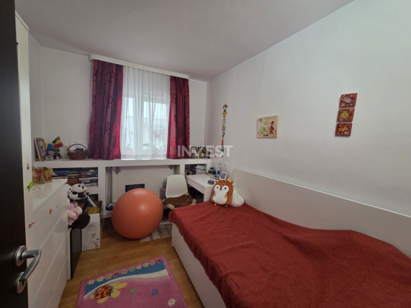 Apartament 3 camere- zona Zimbru