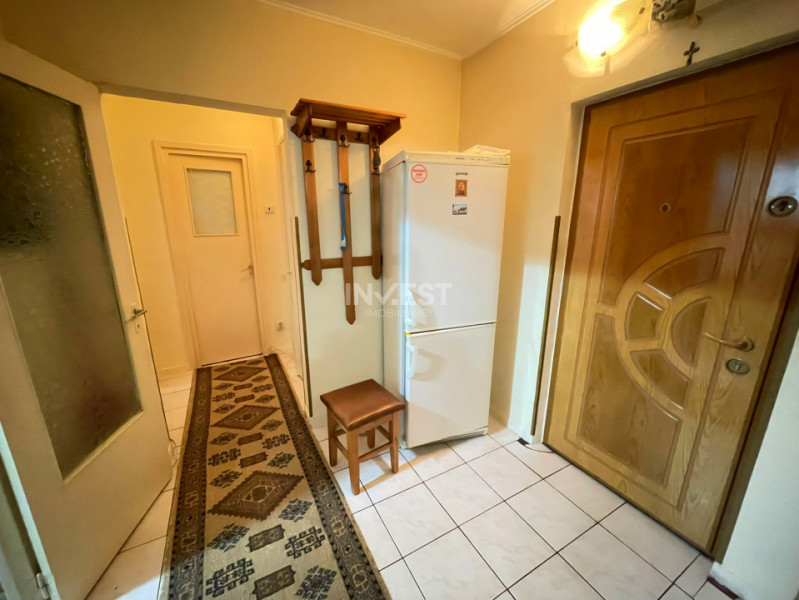 Ap 2 camere decomandat-54 mp-etaj 1-Podu Ros-Palas Mall