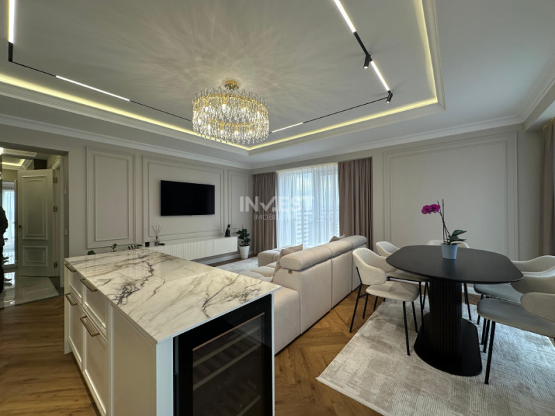 Apartament Deosebit De 3 Camere In Azimut-Copou