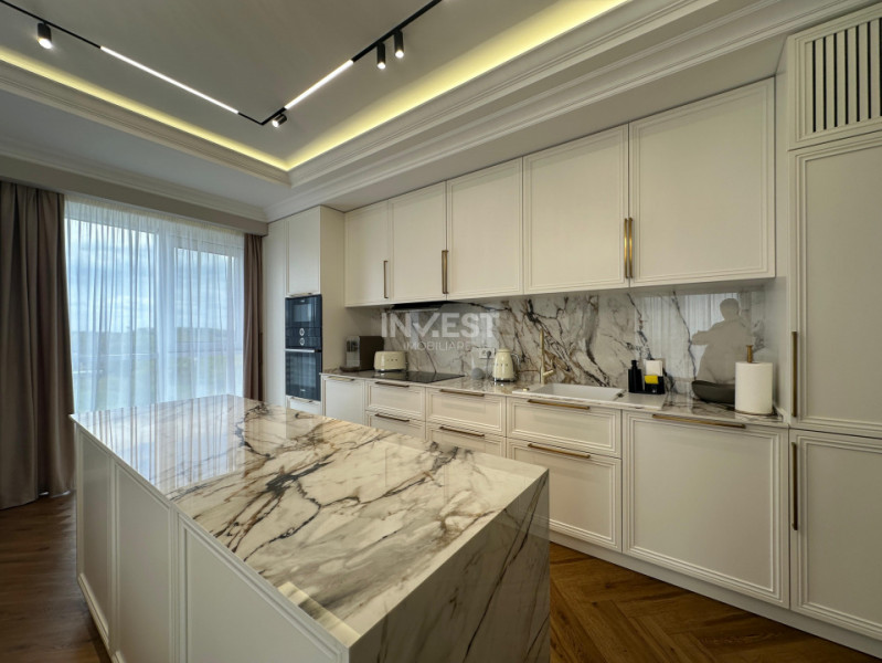 Apartament Deosebit De 3 Camere In Azimut-Copou