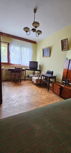Apartament 2 camere-Podu Ros-Cantemir-etaj 2-bloc fara risc