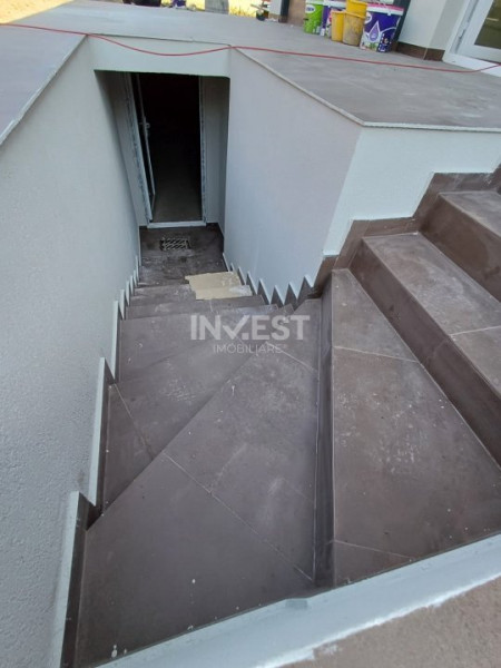 Casă de vânzare în MIROSLAVA , 4 camere