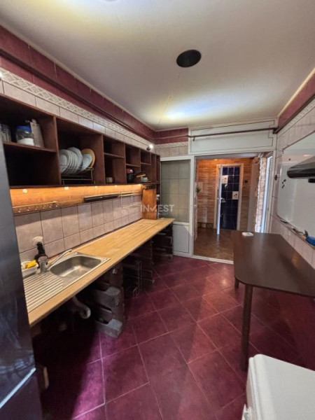 De vanzare! 3 camere, Etaj 1, zona Garii, Iasi