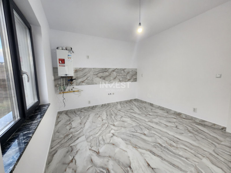 CASA 4 CAMERE, 2 BAI, 440 MP TEREN, MIROSLAVA